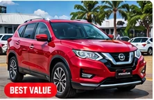 Red Nissan X-Trail